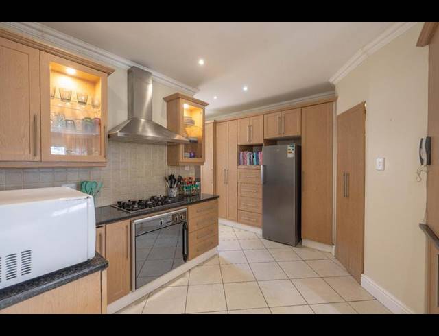 4 BEDROOM HOUSE FOR SALE IN SOMERSET HEIGHTS